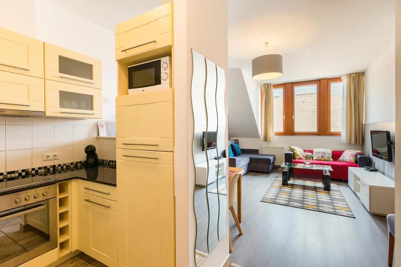 Lovag Charming Apartment In The Center-Ac 부다페스트 0*,  헝가리